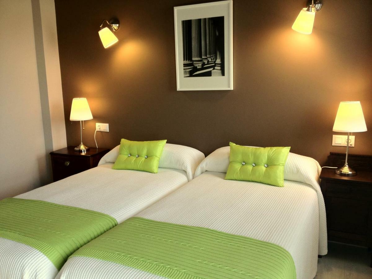 Apartamentos El Hospital De Villahormes Esterno foto