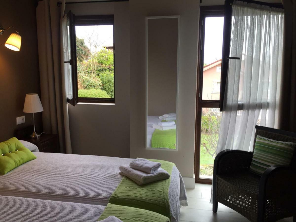 Apartamentos El Hospital De Villahormes Esterno foto
