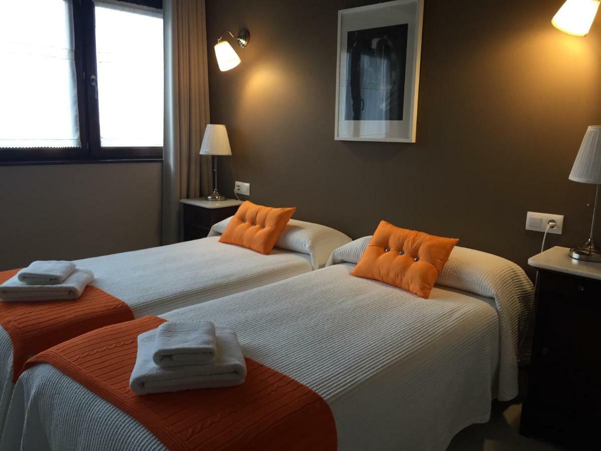 Apartamentos El Hospital De Villahormes Esterno foto